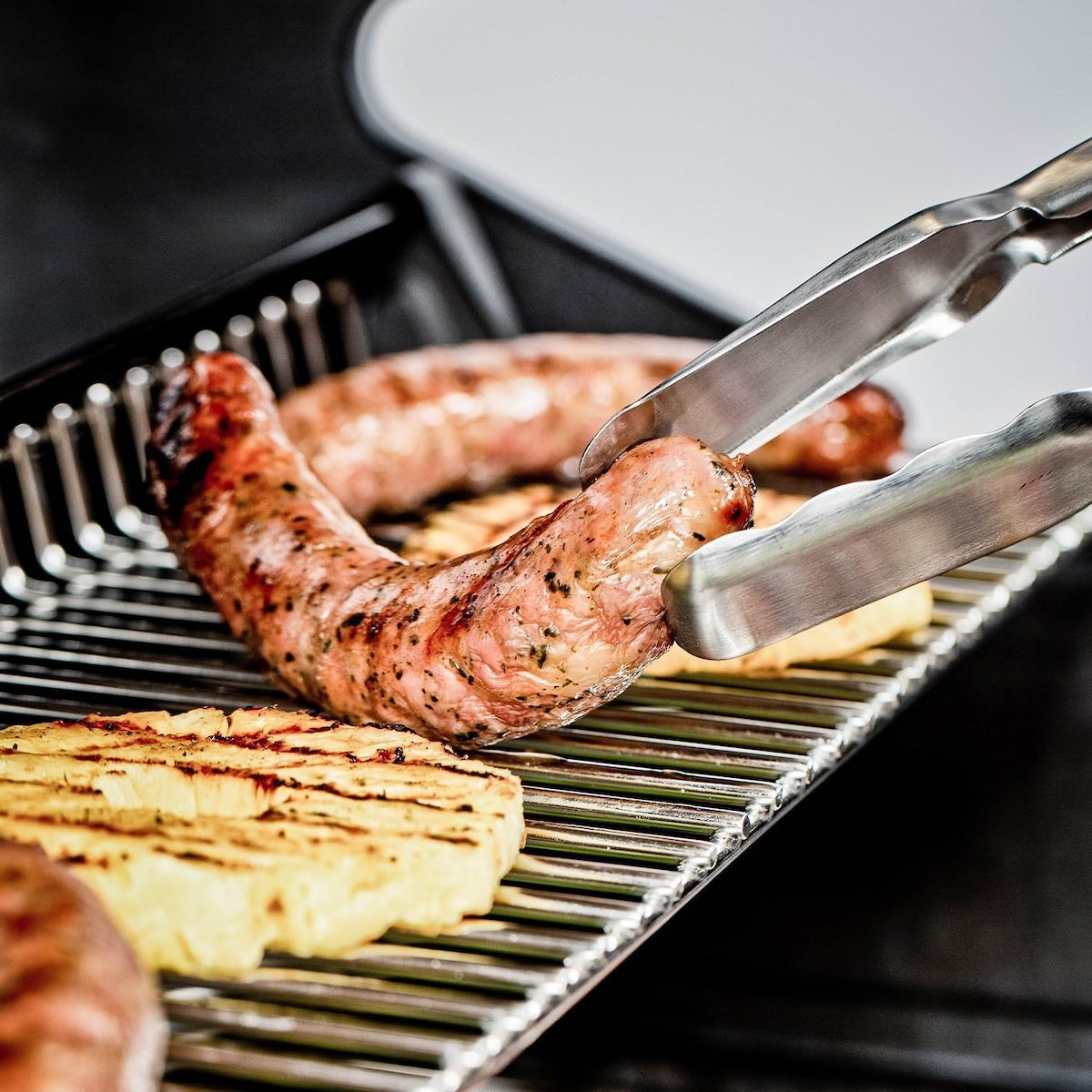 Broil King Regal S420 Pro 4-Burner Gas Grill