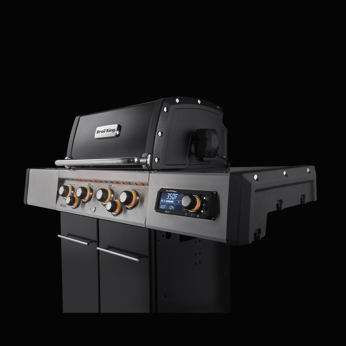 Broil King Regal Q 490 Pro IR 4-Burner Gas Grill