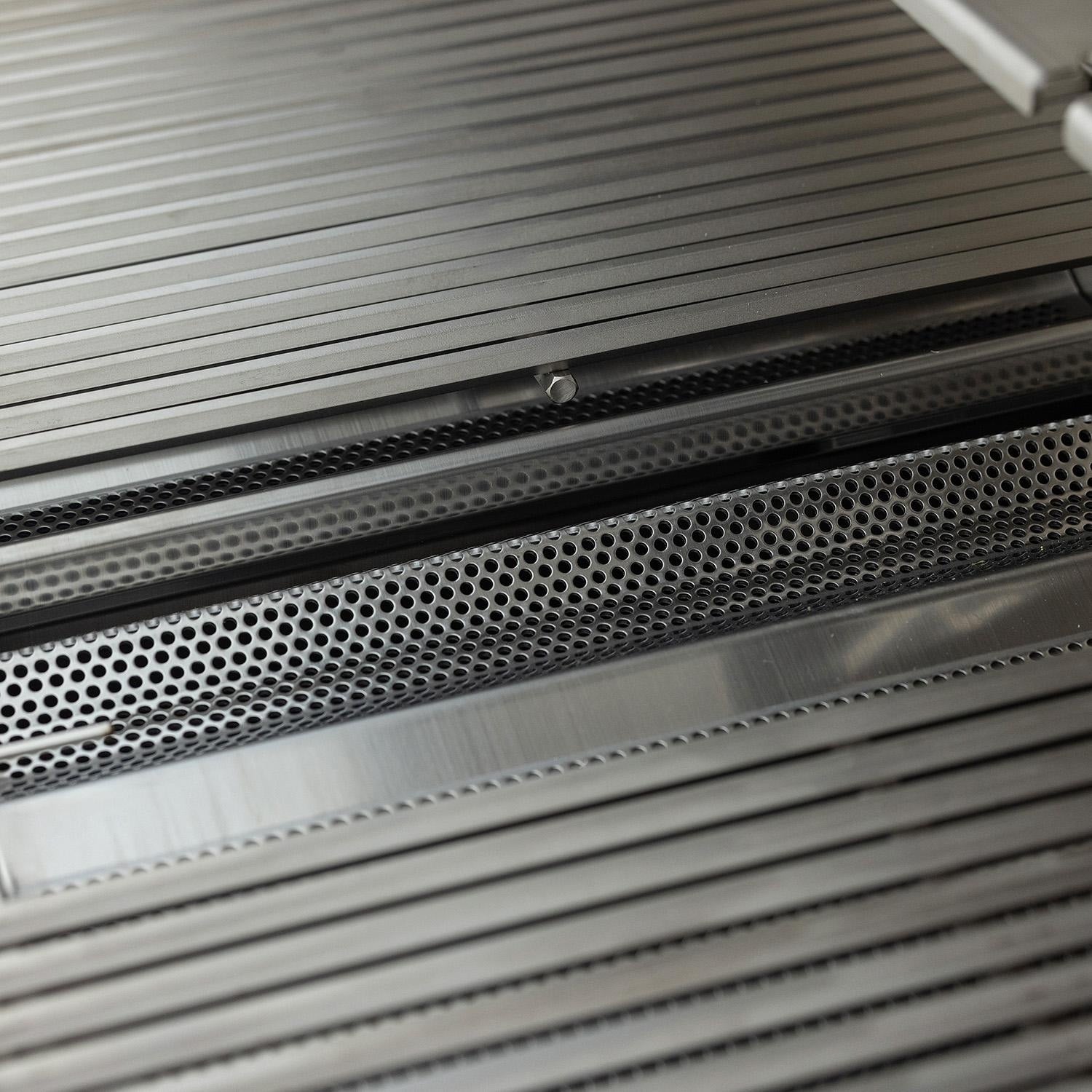 Blaze LTE PRO Built-In 32-inch 4-Burner Gas Grill w/Digital Screen and Rear Infrared Burner