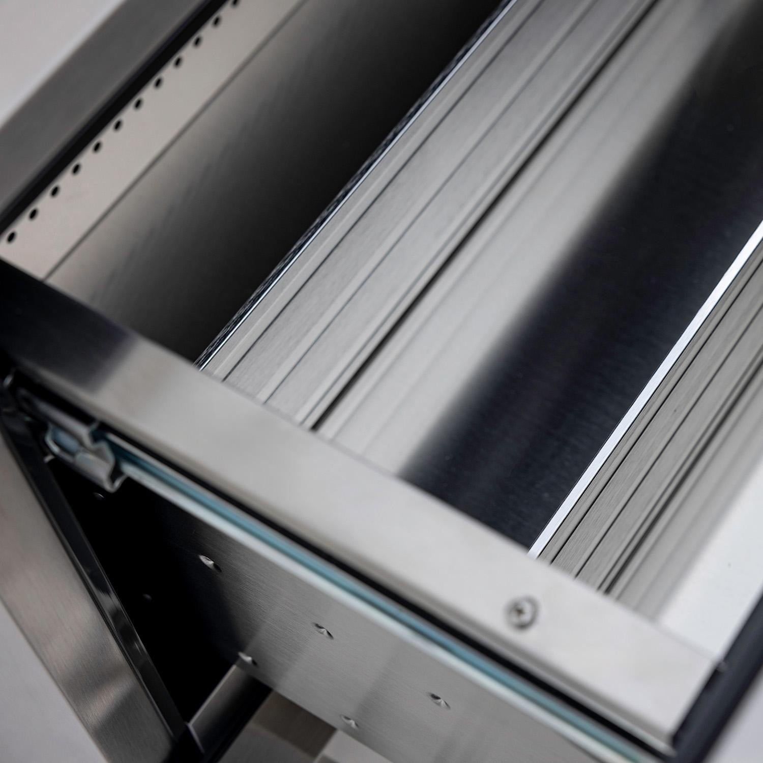 Blaze 23.5-In 5.1 Cu. Ft. Outdoor Rated Double Drawer Refrigerator