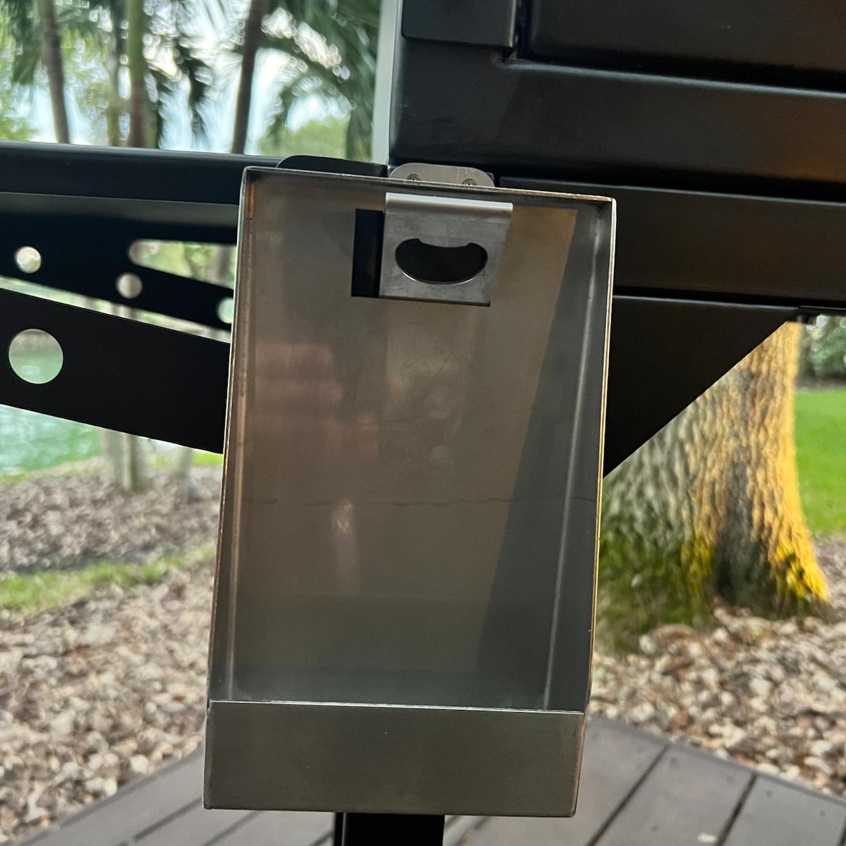 Tagwood BBQ Bottle Cap Catcher