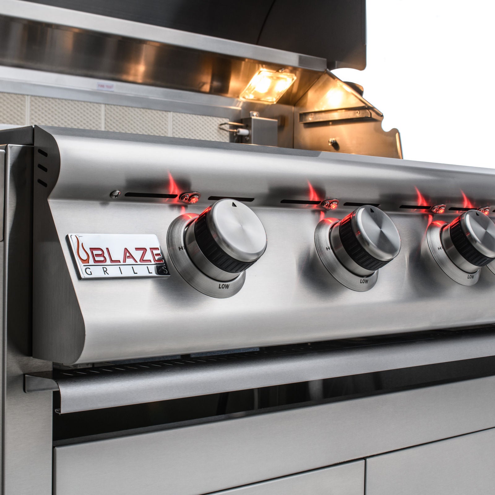 Blaze LTE 32-Inch 4-Burner Built-In Gas Grill with Rear Infrared Burner & Grill Lights (BLZ-4LTE2)