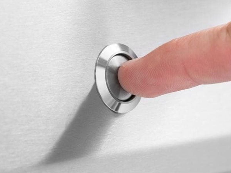 Broil King Imperial S470 4-Burner Built-In Gas Grill With Rotisserie