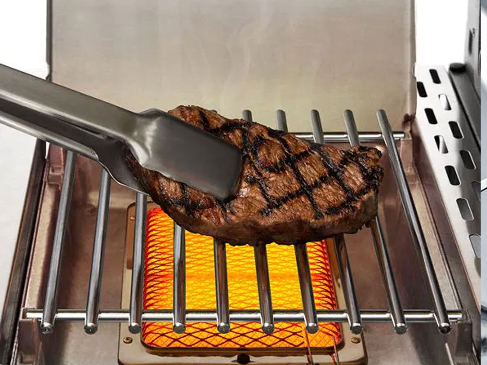 Broil King Baron S 590 Pro IR 5-Burner Gas Grill With Rotisserie and Sear Station