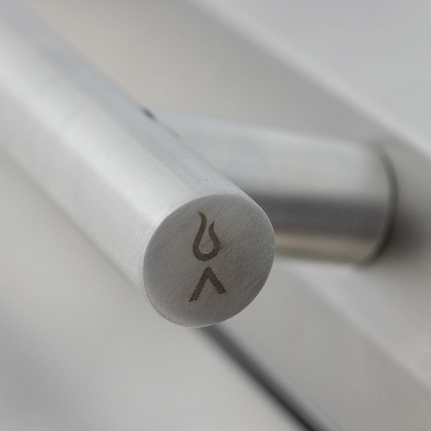 Blaze LTE PRO 40-Inch Gas Griddle w/Digital Temperature Screen & Lift-Assist Lid