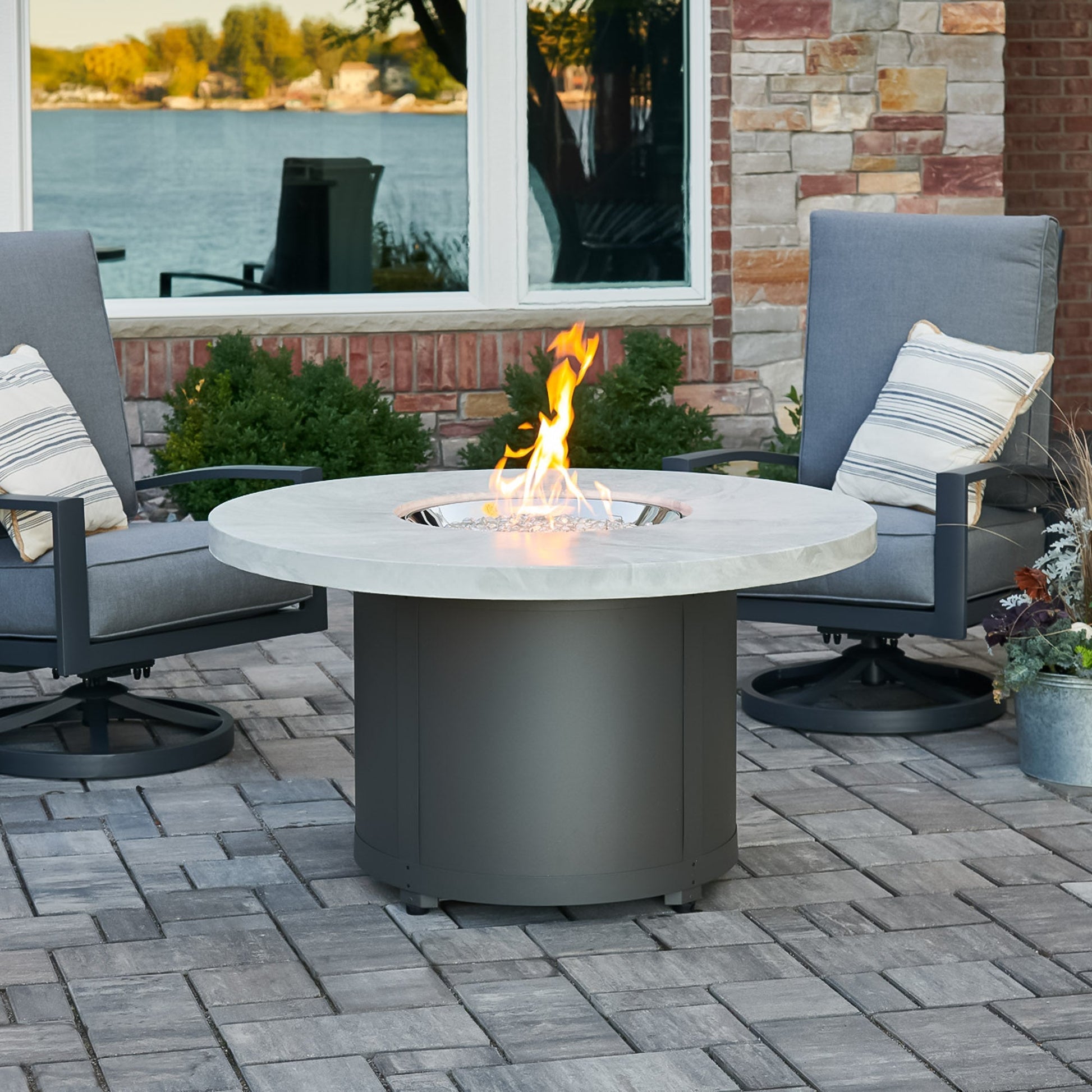 Beacon Round Gas Fire Pit Table