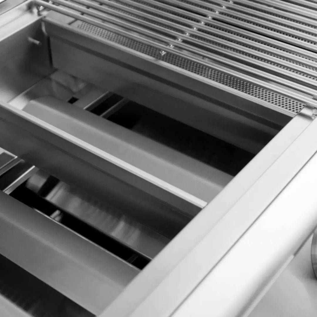 Blaze LTE Marine Grade 32-Inch 4-Burner Built-In Gas Grill with Rear Infrared Burner and Grill Lights (Discontinued)