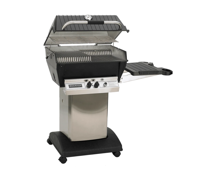 Broilmaster P3-SX Super Premium Gas Grill On Black Patio Post (P3SX+BL26P)