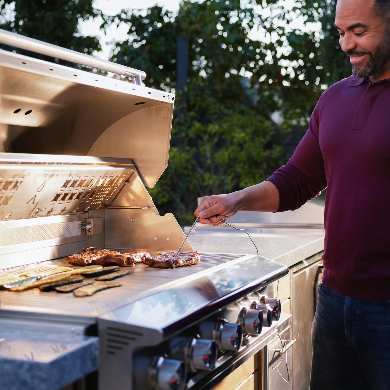 Blaze LTE PRO 40-Inch 5-Burner Built-in Grill w/ Digital Temperature Screen and Rear Infrared Burner