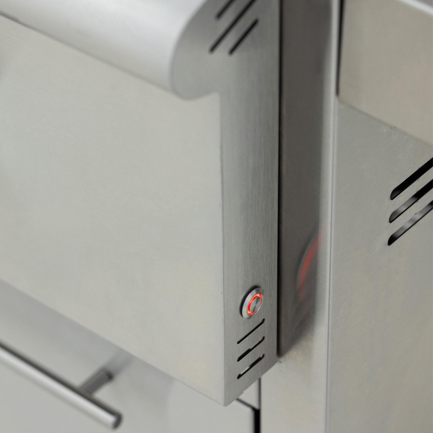 Blaze LTE+ 30-Inch Built-in Griddle w/Lift-Assist Hood