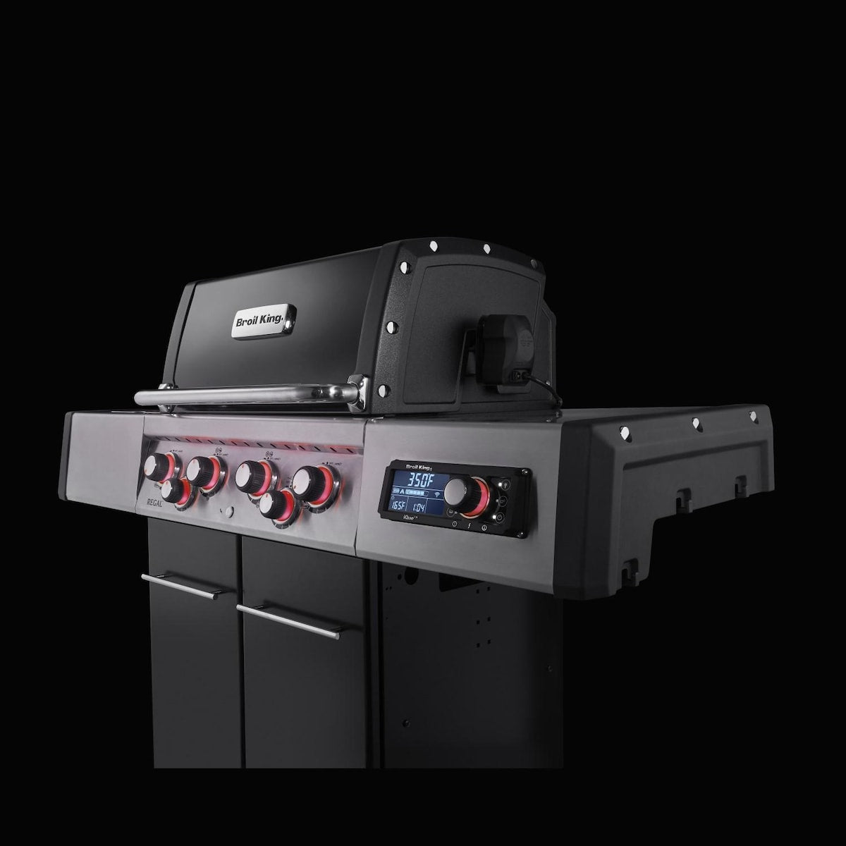 Broil King Regal Q 490 Pro IR 4-Burner Gas Grill