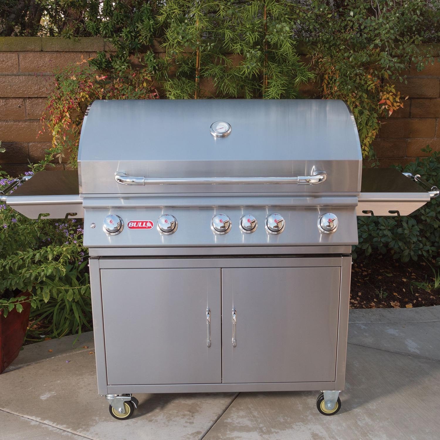 Bull Brahma 38-Inch 5-Burner Freestanding Gas Grill with Rear Infrared Burner (55000)