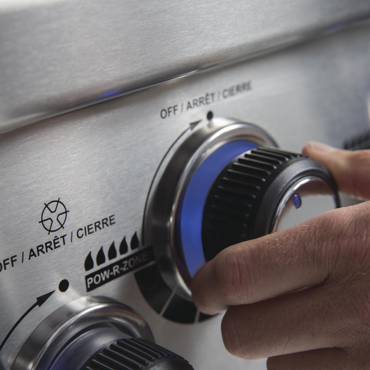 Broil King Imperial S590 5-Burner Built-In Gas Grill With Rotisserie & Side Burner