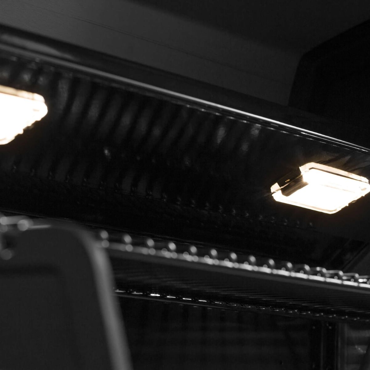 Broil King Imperial QS690 6-Burner Built-In Gas Grill With Rotisserie, Side Burner & iQue™ Technology Control