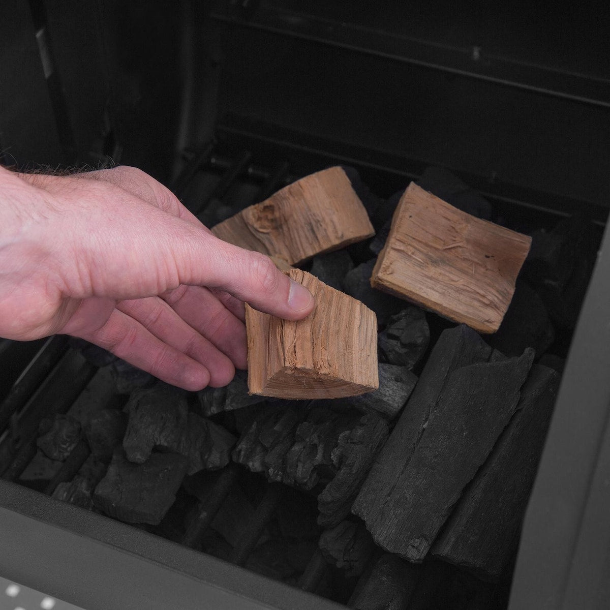 Broil King Regal Charcoal Offset Smoker 400