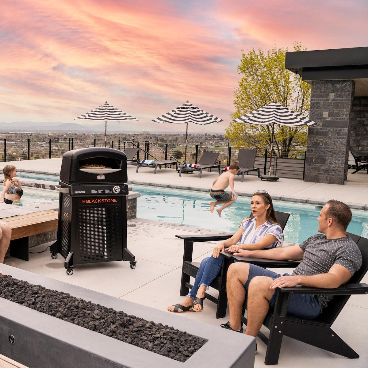 Blackstone Freestanding Pizza Oven