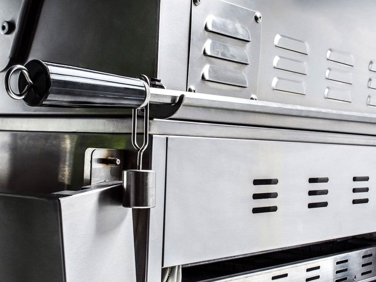 Blaze Professional LUX 44-Inch 4-Burner Built-In Gas Grill With Rear Infrared Burner