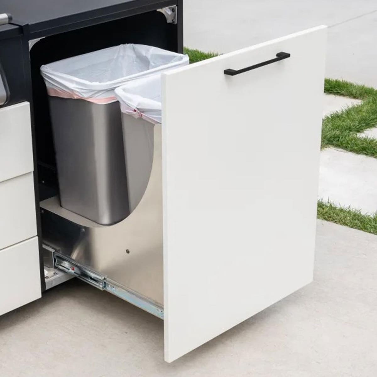 Blackstone 24 Inch Kitchen Trash Bin Module