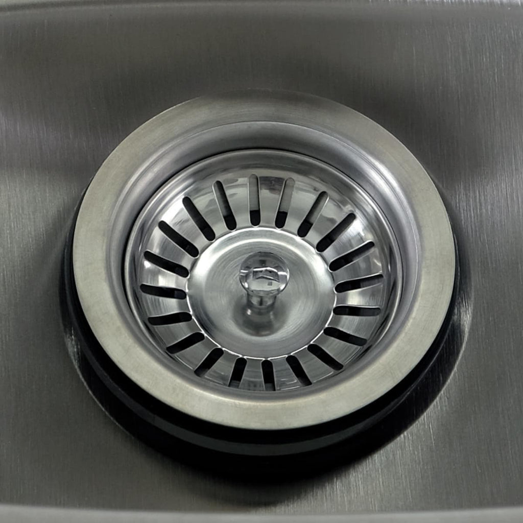 23 X 18 Outdoor Rated Stainless Steel Undermount Sink W/ Sink Strainer