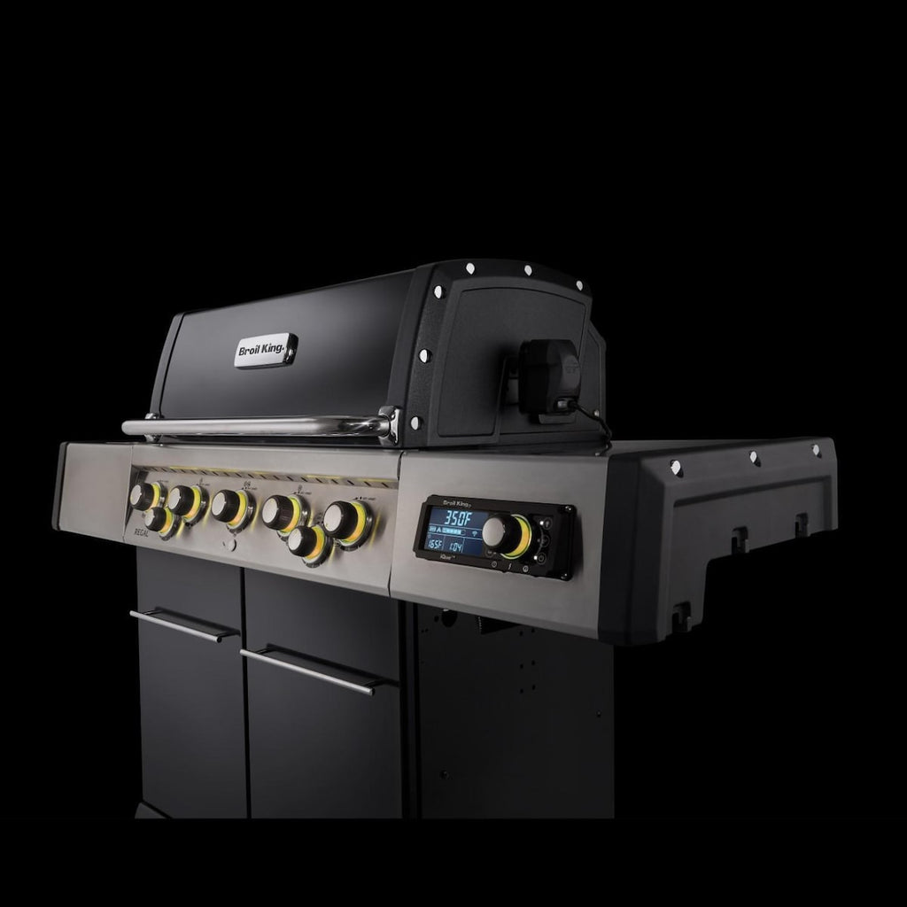 Broil King Regal Q 590 Pro IR 5-Burner Gas Grill