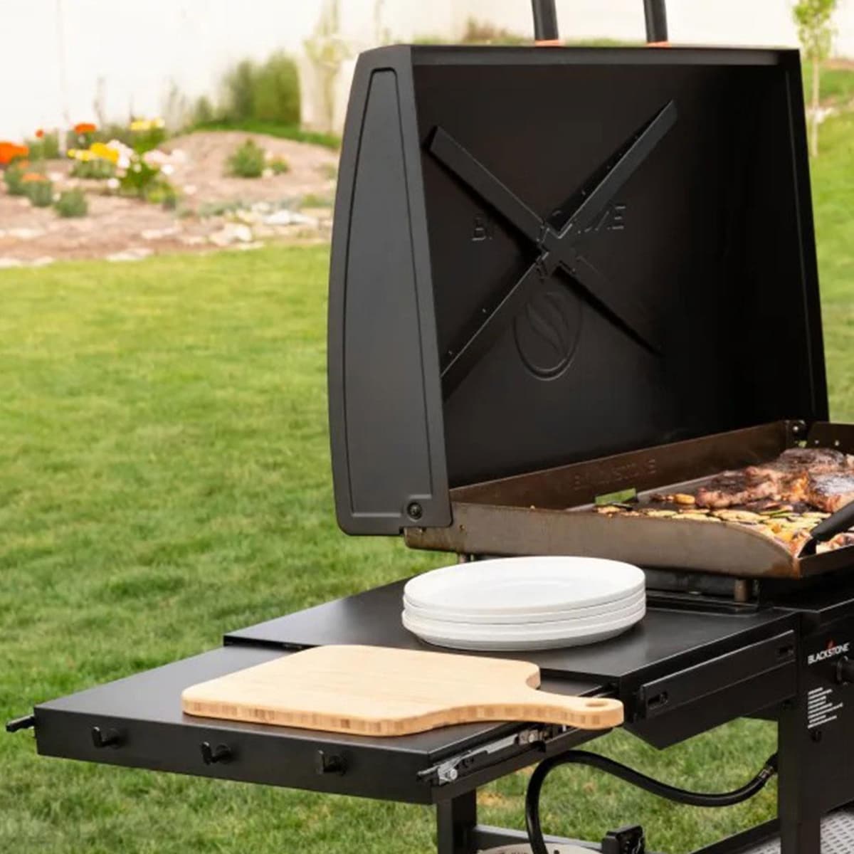 Blackstone 36 Inch Griddle W/ Hood - 2322