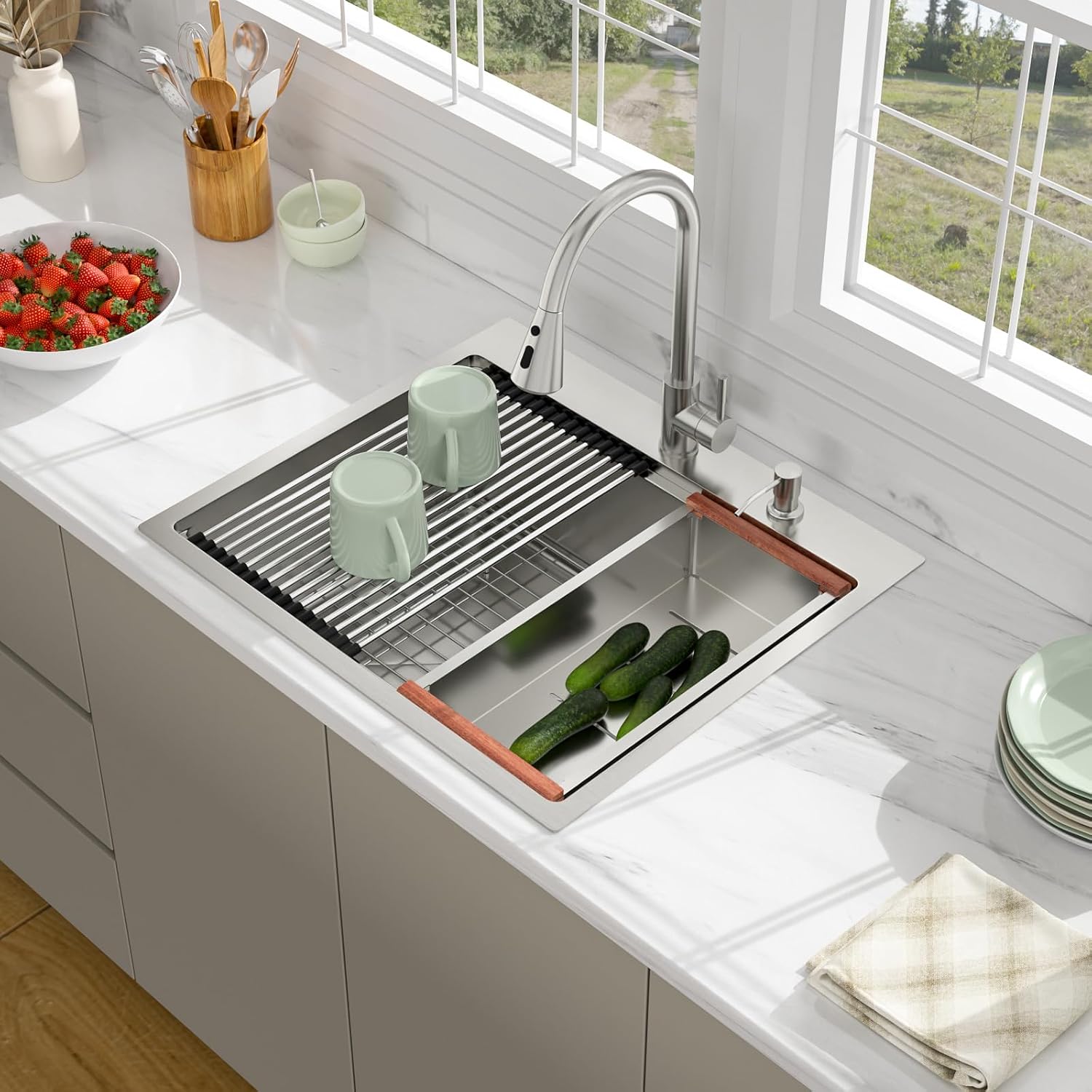 Signature 25" Beslend Sink with Faucet and Soap Dispenser Single Bowl