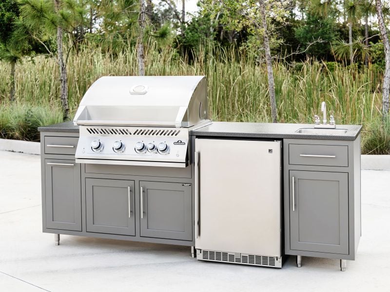 Challenger Designs 7 3/4-Ft Outdoor Kitchen Island with 32-Inch Napoleon Gas Grill, 24-Inch Refrigerator and Sink