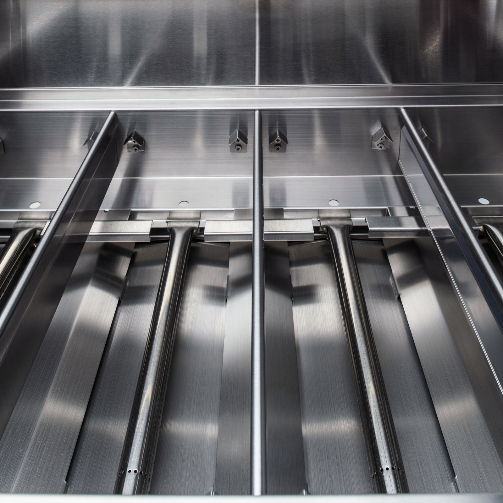 Blaze LBM 25-Inch 3-Burner Built-In Gas Grill (BLZ-3LBM)
