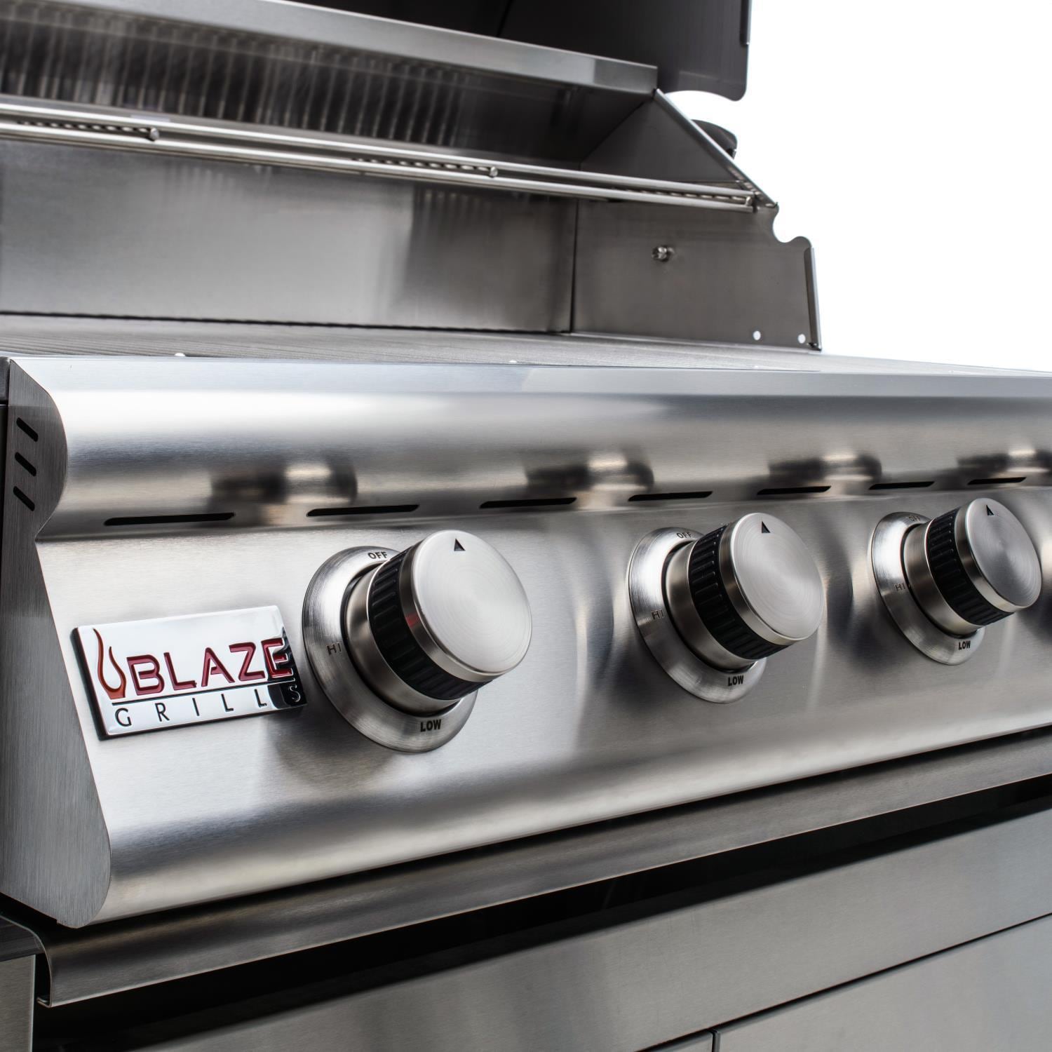 Blaze LBM 32-Inch 4-Burner Built-In Grill (BLZ-4LBM)