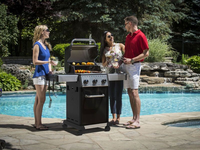 Broil King Baron 320 PRO 3-Burner Gas Grill