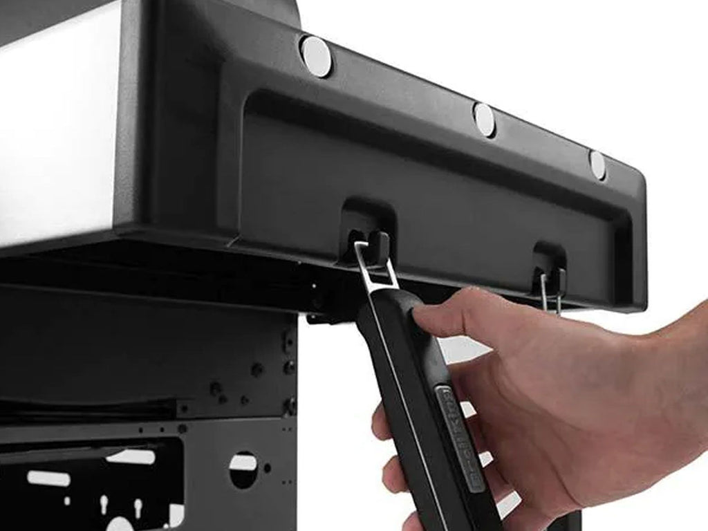 Broil King Baron S 590 Pro IR 5-Burner Gas Grill With Rotisserie and Sear Station