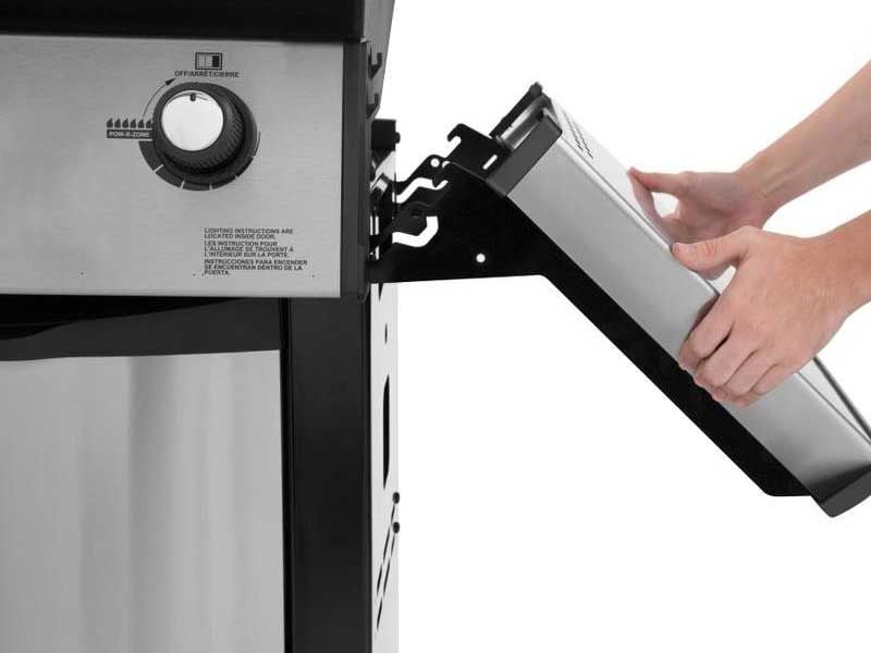 Broil King Signet 320 3-Burner Gas Grill