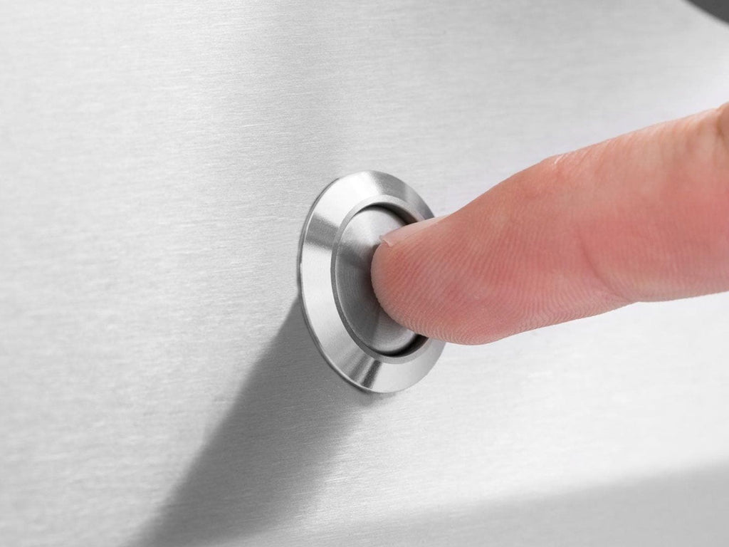 Broil King Regal S590 Pro IR 5-Burner Gas Grill With Rotisserie & Infrared Side Burner