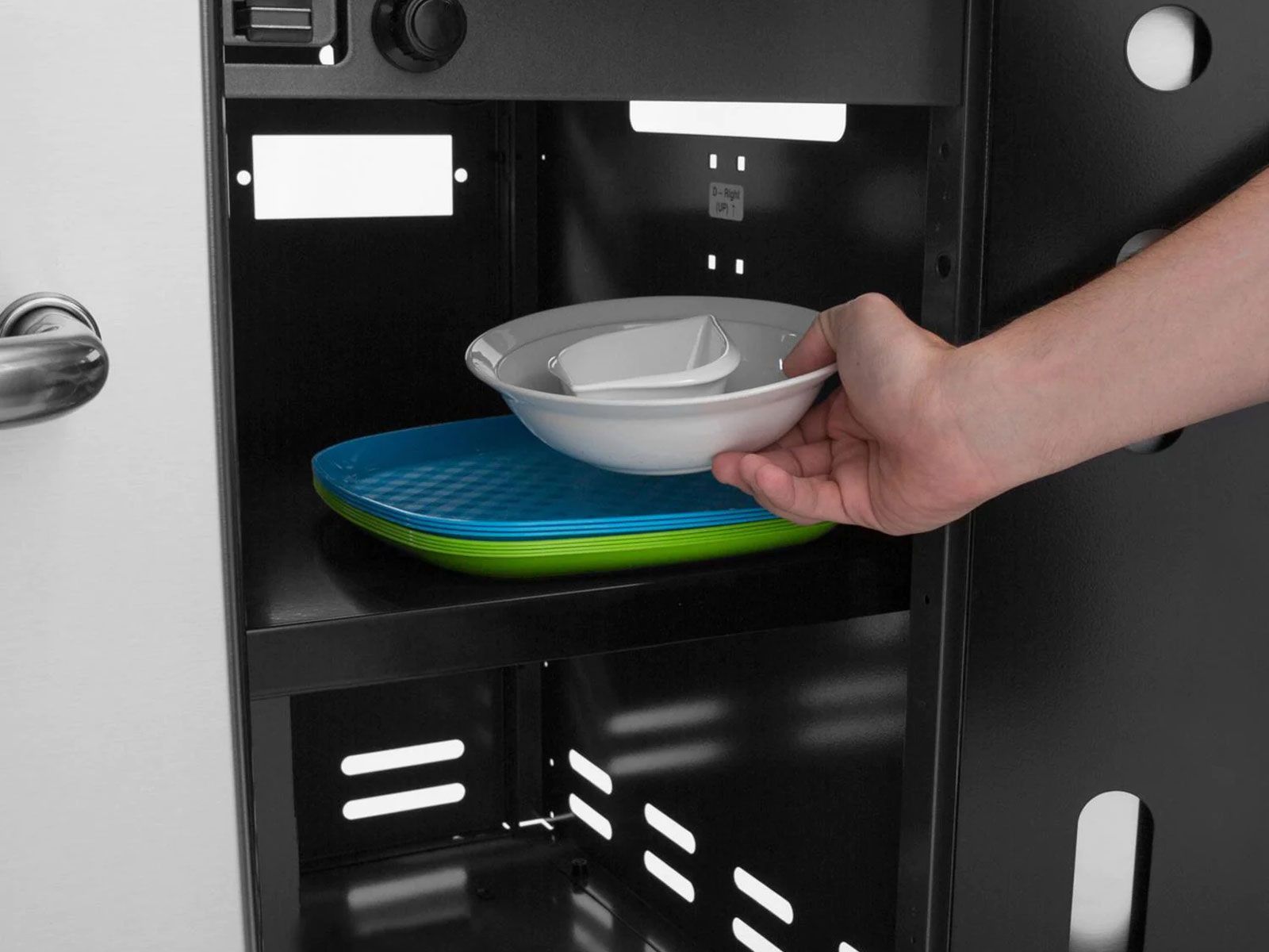 Broil King Regal S 690 PRO IR 6-Burner Gas Grill With Rotisserie & Infrared Side Burner