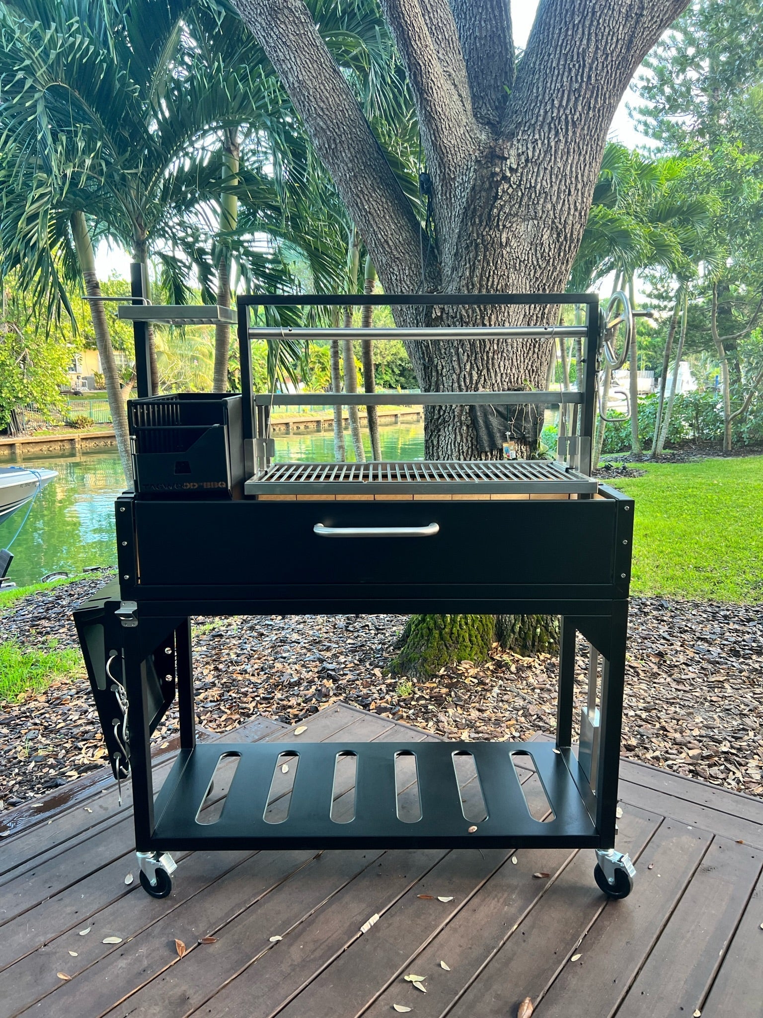 Tagwood BBQ Fully Assembled Argentine Santa Maria Wood Fire & Charcoal Grill - BBQ03SIF