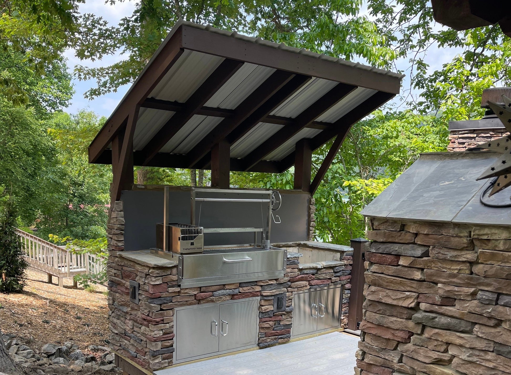 Tagwood BBQ Fully Assembled Built-In Santa Maria Argentine Wood Fire & Charcoal Grill - BBQ05SSF