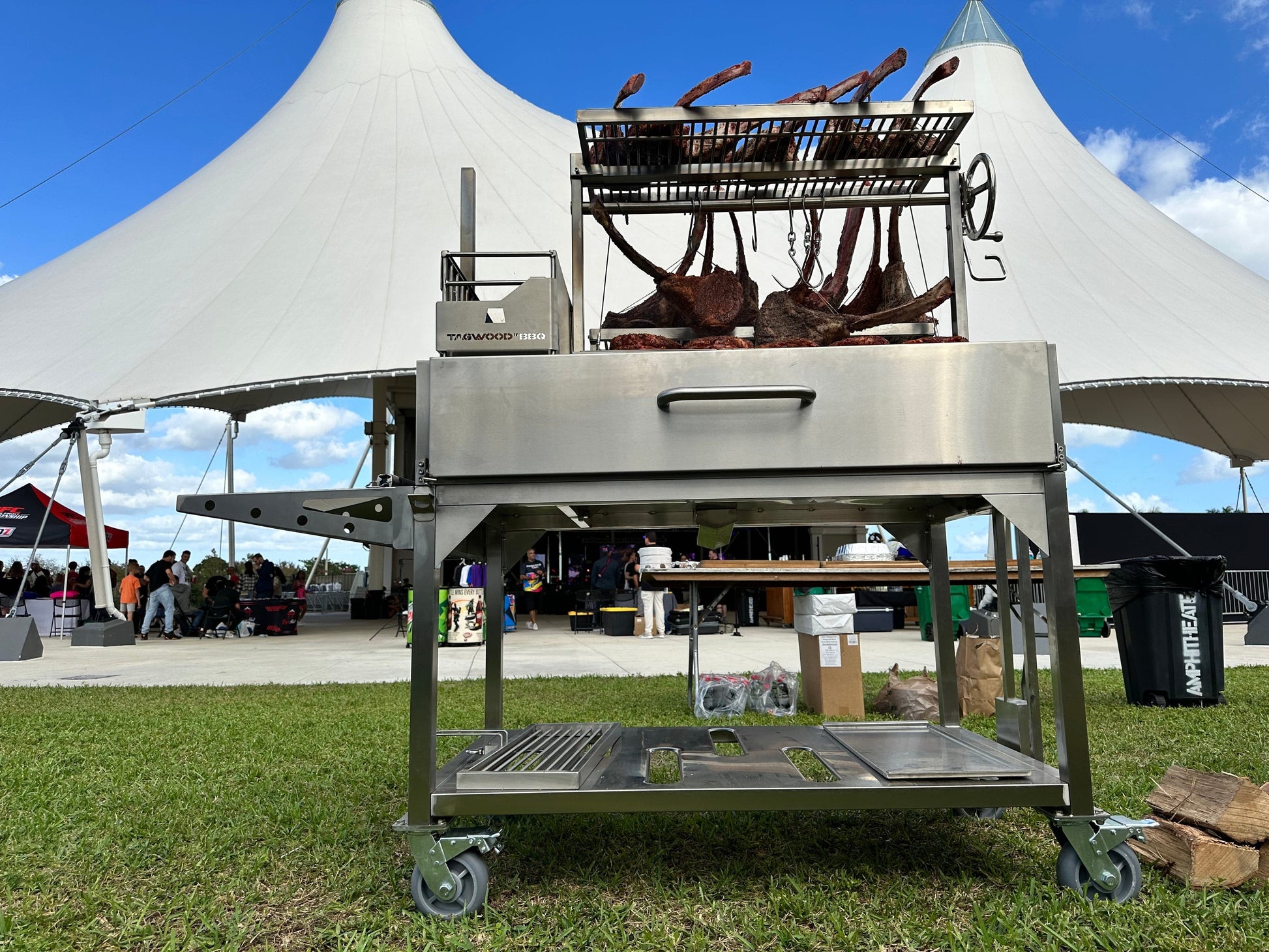 Tagwood BBQ XL Argentine Santa Maria Wood Fire & Charcoal Grill - BBQ23SS
