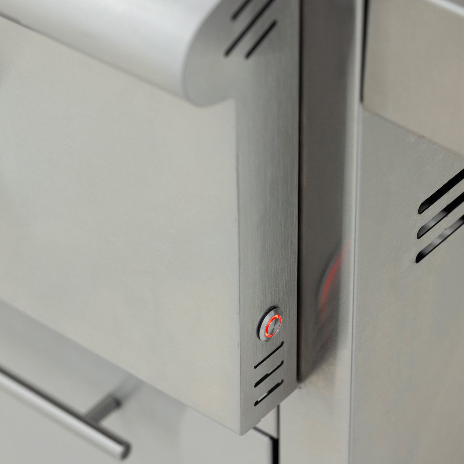 Blaze LTE+ 30-Inch Built-in Griddle w/Lift-Assist Hood (BLZ-GRIDDLE-LTE3)