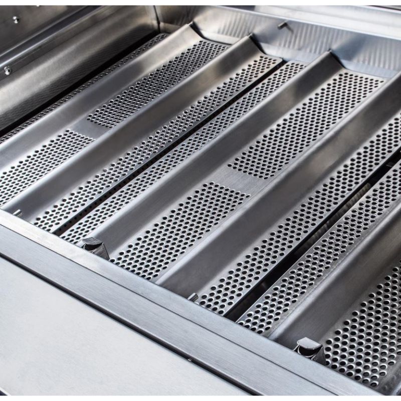 Isla de cocina lineal para exteriores de 2,4 m con parrilla profesional Blaze LUX de 86 cm, plancha LTE, puertas dobles y cajón combinado 