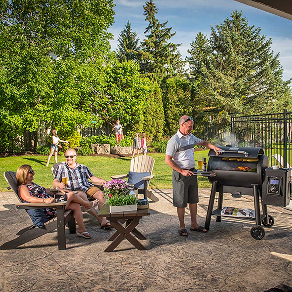 Broil King Regal Pellet 500 Wi-Fi & Bluetooth Controlled 32-Inch Pellet Grill (496051)