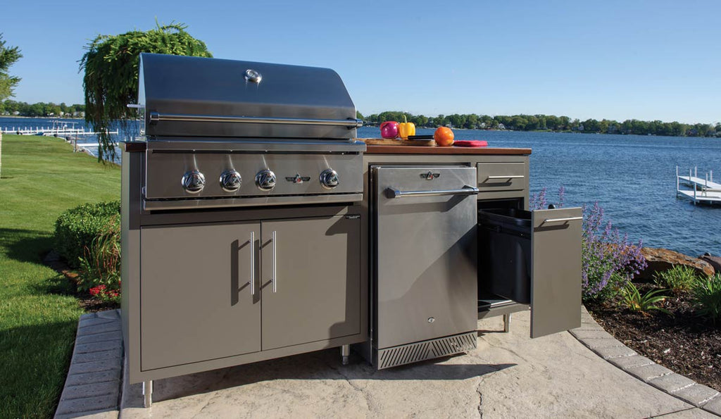 Challenger Designs 6 3/8-Ft Outdoor Kitchen Island with 32-Inch Delta Heat Gas Grill and 24-Inch Dometic Refrigerator