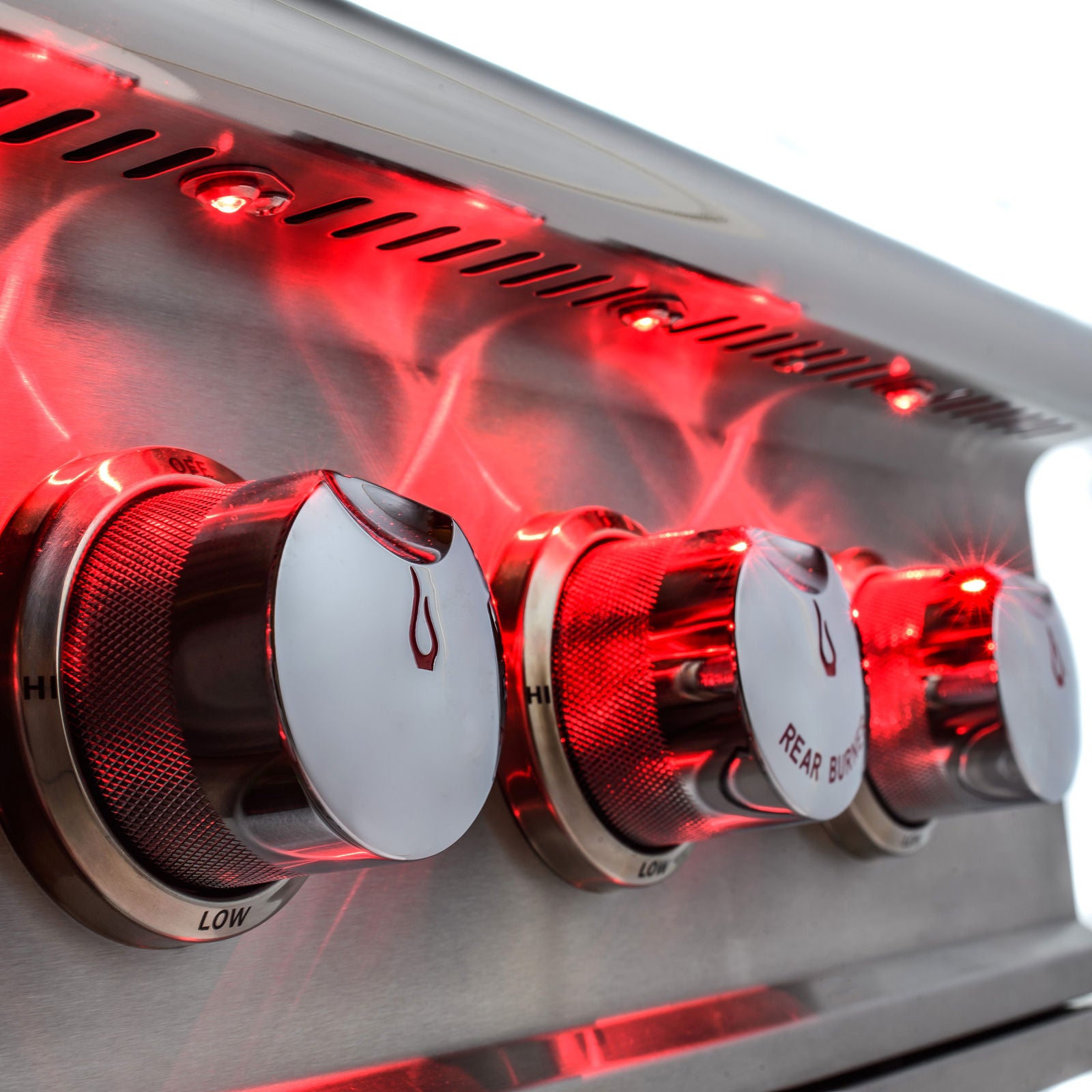 Blaze Professional LUX 34-Inch 3-Burner Built-In Gas Grill With Rear Infrared Burner (BLZ-3PRO)
