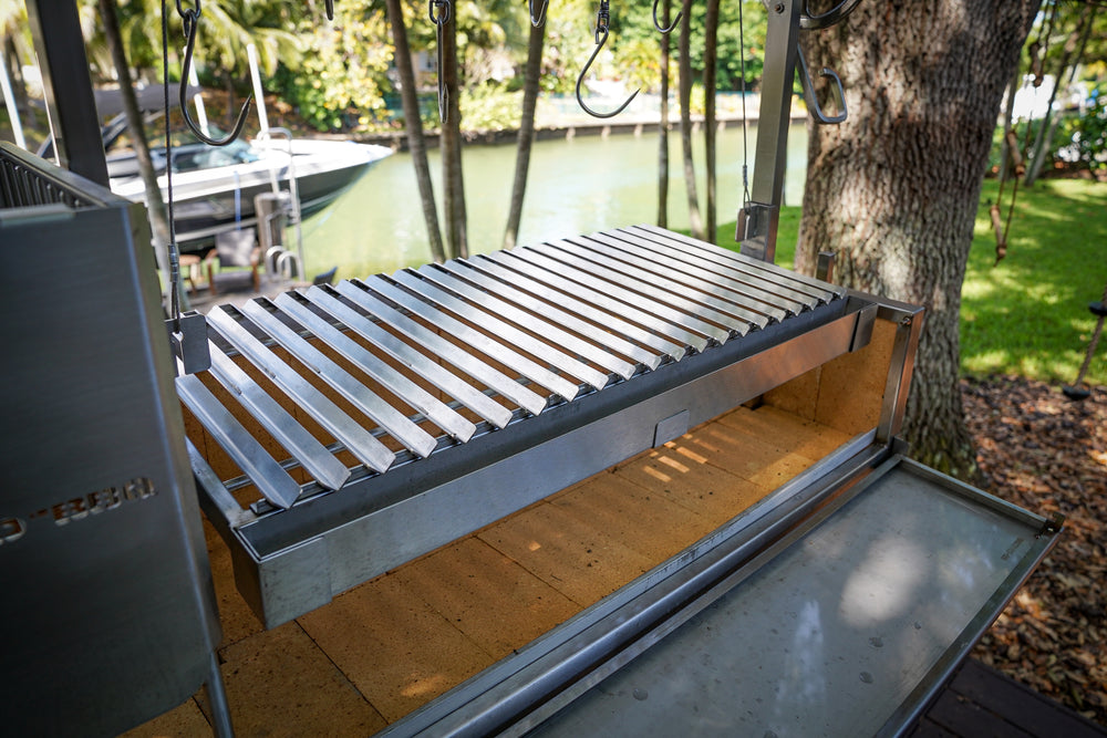 Tagwood BBQ Argentine Santa Maria Wood Fire & Charcoal Grill - BBQ06SS