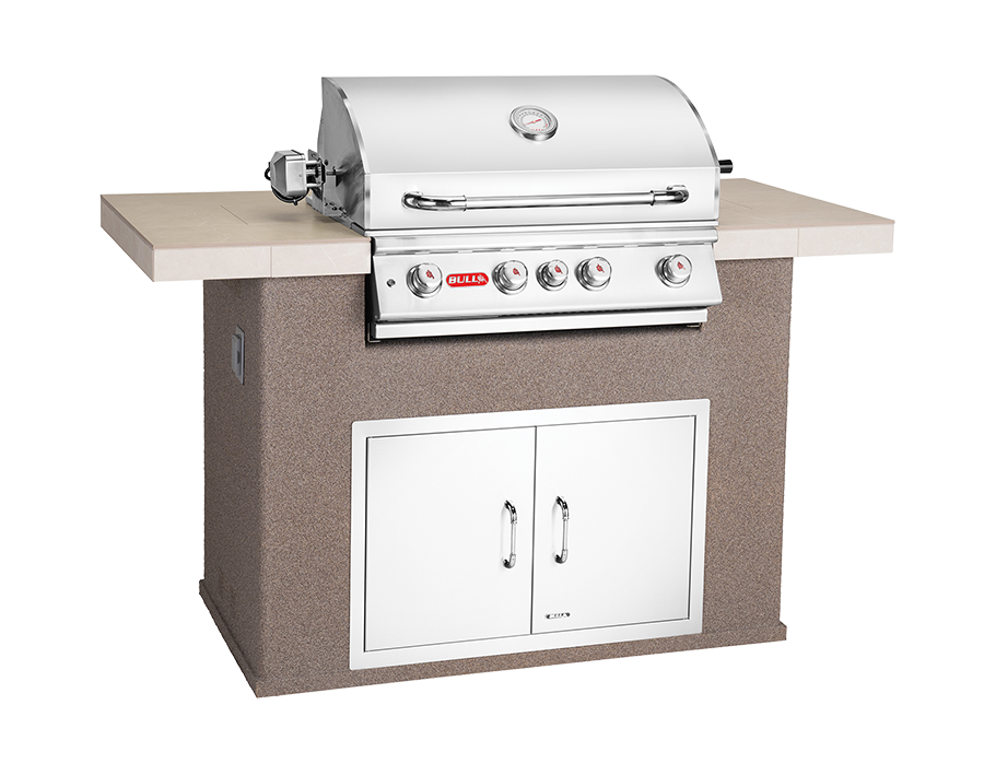 Bull Master Q Outdoor Kitchen & Stainless Steel Grill