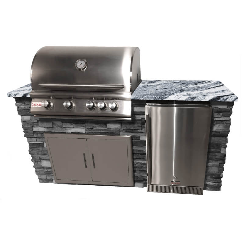 Isla de cocina exterior de 1.8 m con parrilla a gas Blaze Premium LTE de 81 cm, puertas dobles de 81 cm y refrigerador de 61 cm 