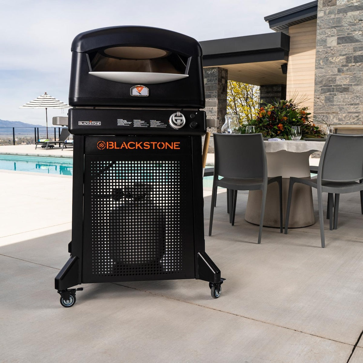 Blackstone Freestanding Pizza Oven