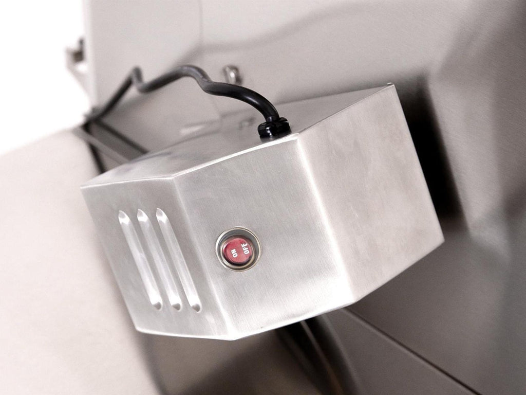 Parrilla híbrida de madera, carbón y gas Encore de 36 pulgadas, fabricada en Estados Unidos, con quemador infrarrojo y kit de asador. 