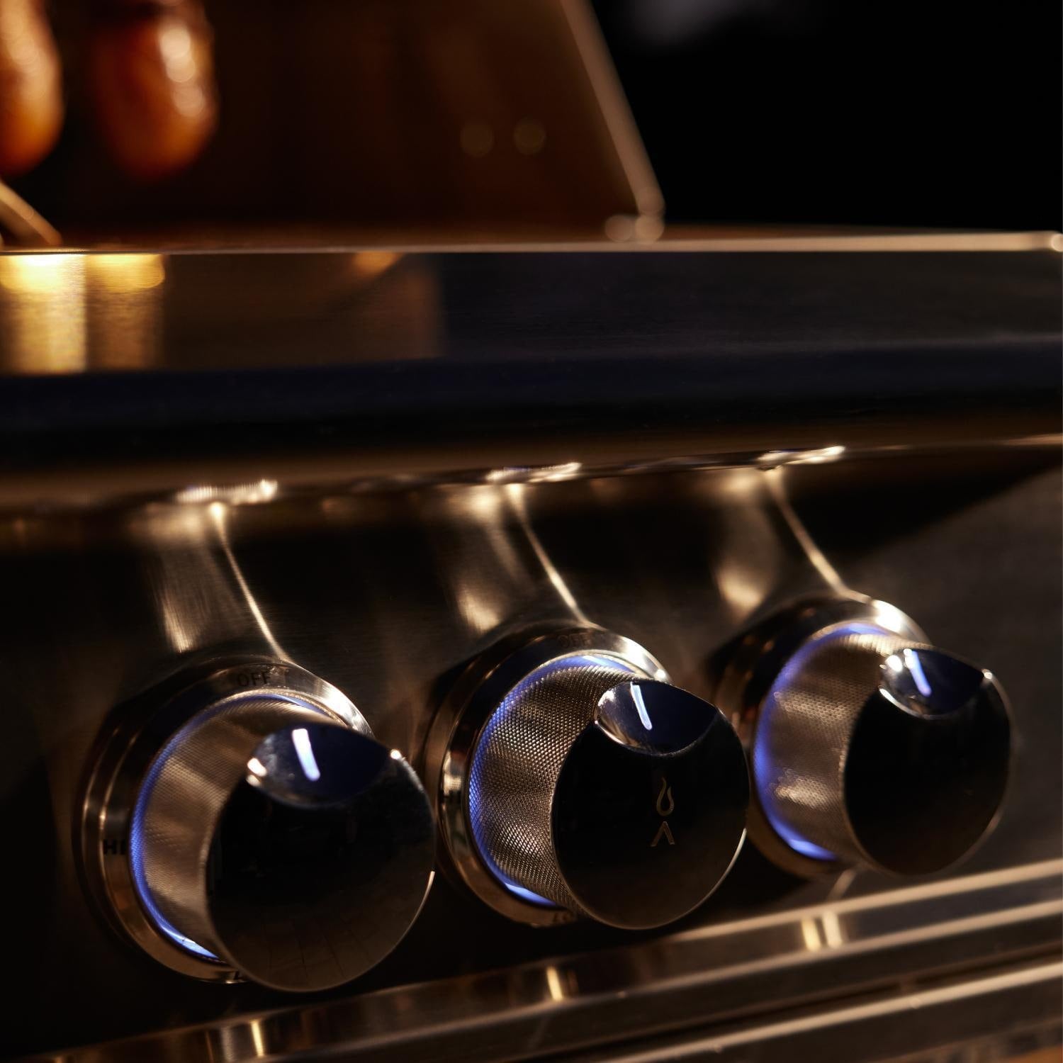 Blaze LTE PRO Built-In 32-inch 4-Burner Gas Grill w/Digital Screen and Rear Infrared Burner (BLZ-4LTEPRO)