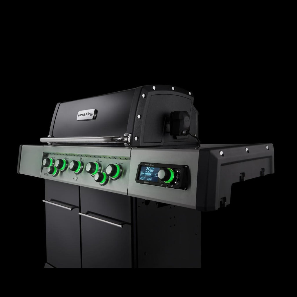 Broil King Regal Q 590 Pro IR 5-Burner Gas Grill