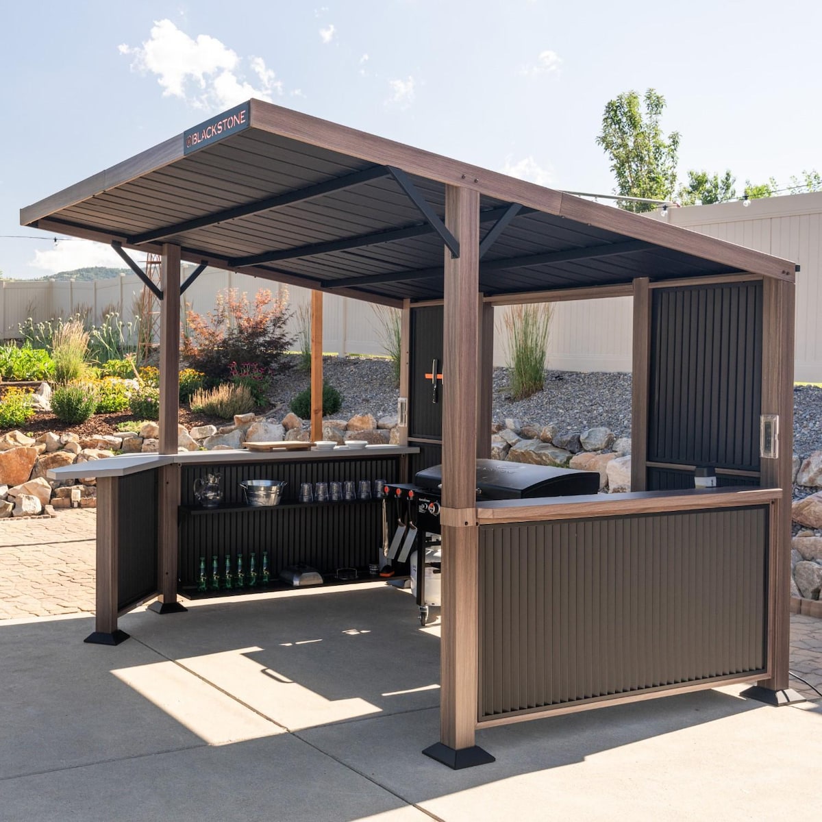 Blackstone 10 x 10-Foot Bar and Griddle/Grill Pavilion